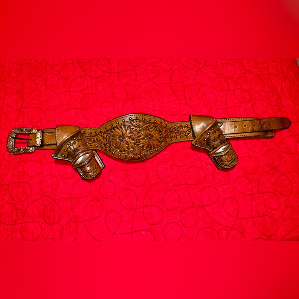 b.b. Simon Custom Hand Tooled Western Leather Mounted Shooting Belt & Holsters